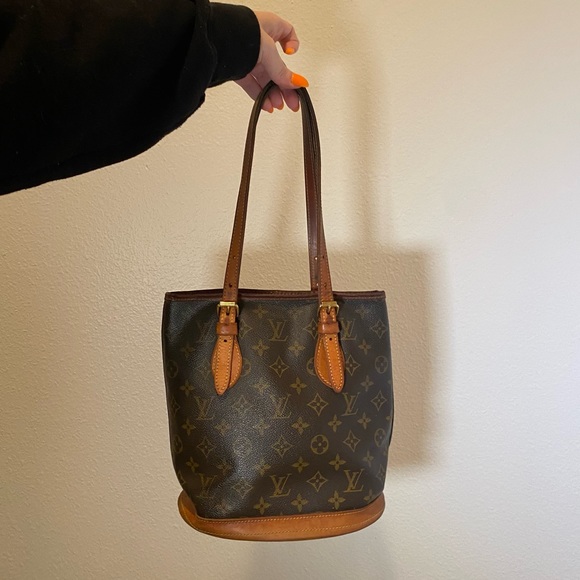 Authentic Vintage Louis Vuitton Bucket Bag - Picture 10 of 15